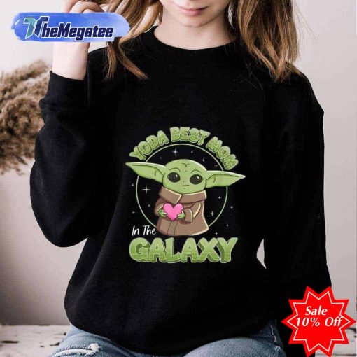 yoda best mom in the galaxy mothers day sweatshirt star wars 1